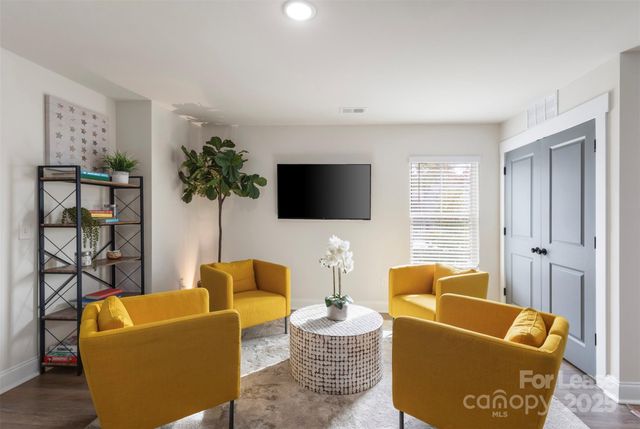 920 Blu Central Road, Charlotte, NC 28134