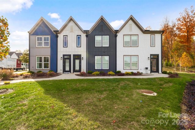 920 Blu Central Road, Charlotte, NC 28134