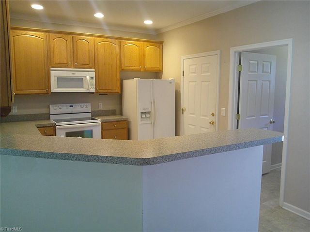 373 Northbridge Drive, High Point, NC 27265