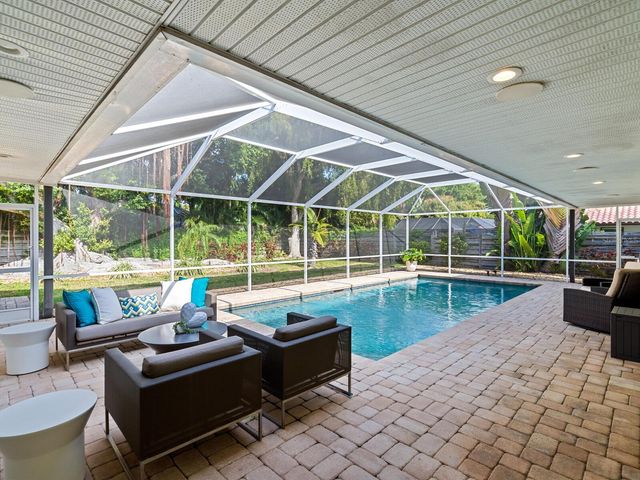 606 OWL WAY, Sarasota, FL 34236