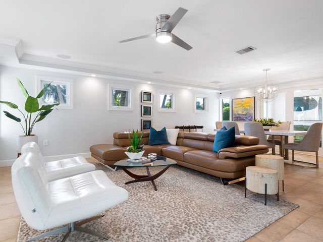 606 OWL WAY, Sarasota, FL 34236