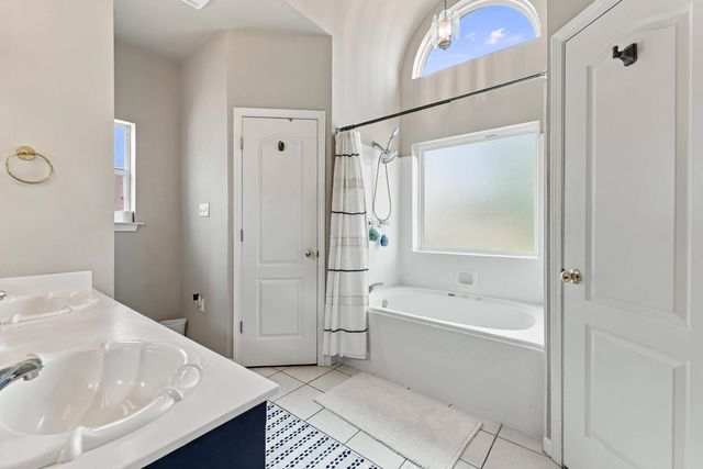17086 Rennes Rd, Prairieville, LA 70769