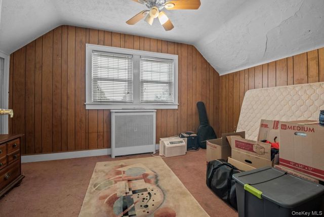 5 Cedar Avenue, Farmingdale, NY 11735