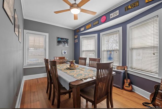 5 Cedar Avenue, Farmingdale, NY 11735