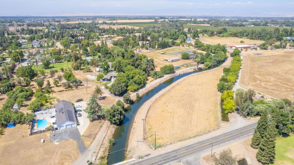 Image 3 of property listing at 0 Apn 310-143-39, Fresno, CA 93737