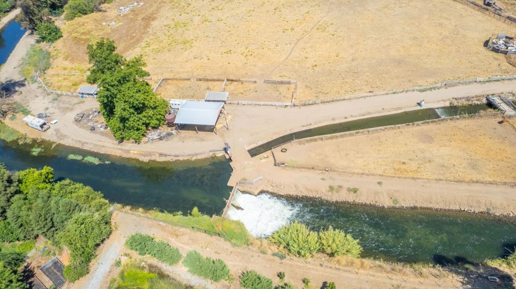 Image 9 of property listing at 0 Apn 310-143-39, Fresno, CA 93737