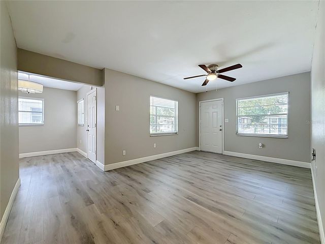 8307 N ELMER STREET, Tampa, FL 33604