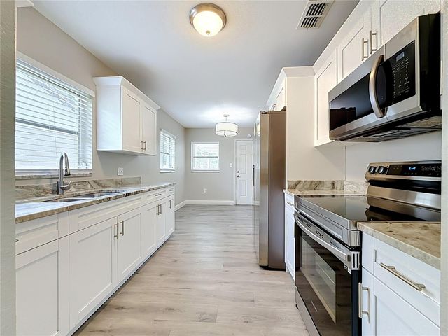 8307 N ELMER STREET, Tampa, FL 33604