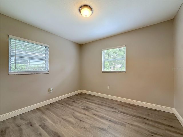 8307 N ELMER STREET, Tampa, FL 33604