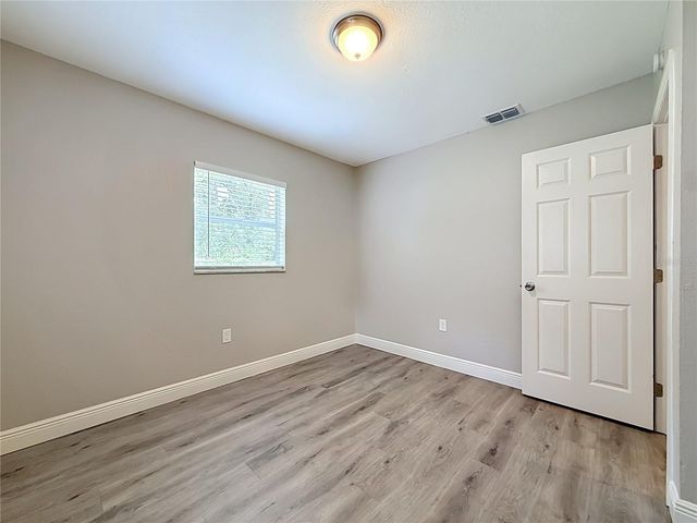 8307 N ELMER STREET, Tampa, FL 33604