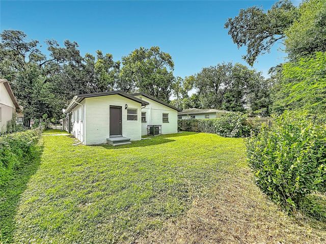 8307 N ELMER STREET, Tampa, FL 33604
