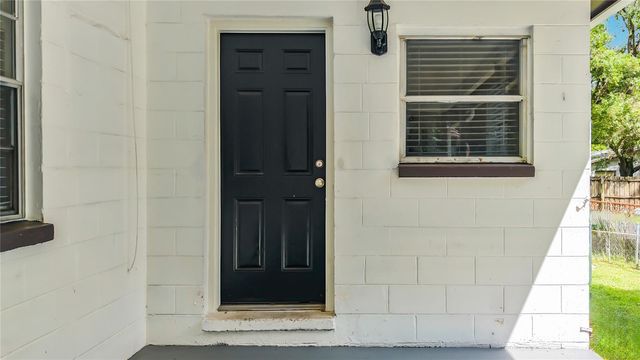 8307 N ELMER STREET, Tampa, FL 33604