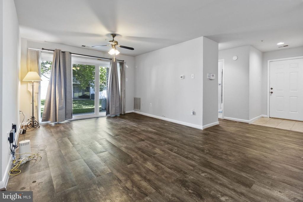 Image 11 of property listing at 8801 RUSLAND CT, Fort Washington, MD 20744