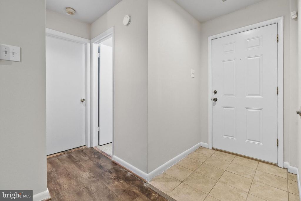 Image 12 of property listing at 8801 RUSLAND CT, Fort Washington, MD 20744