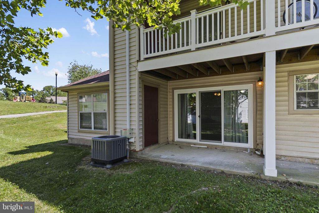 Image 29 of property listing at 8801 RUSLAND CT, Fort Washington, MD 20744