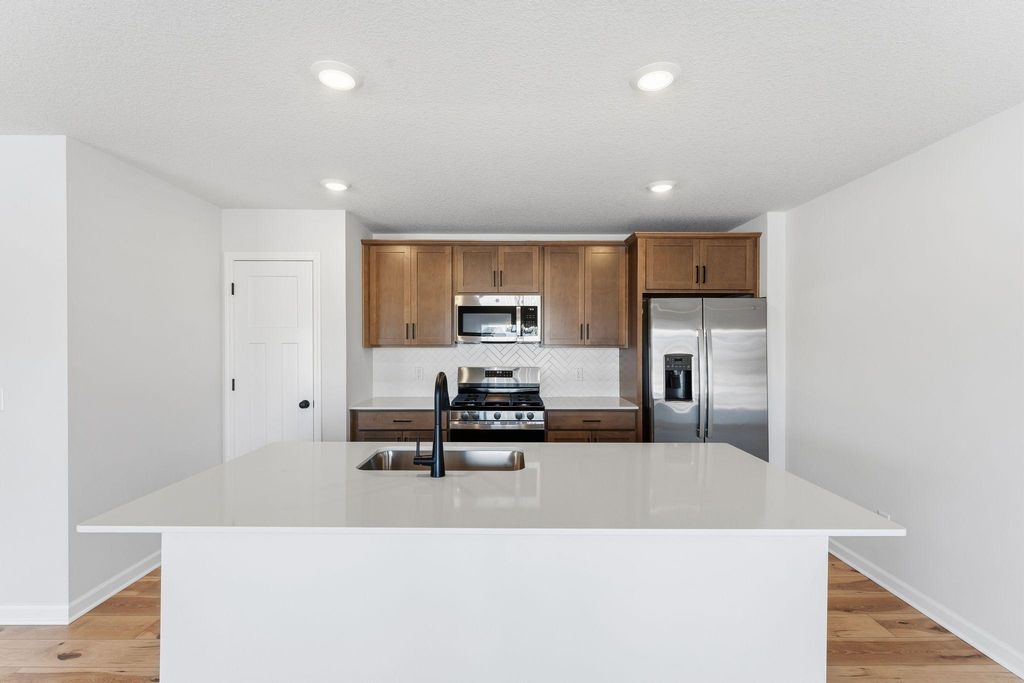 1102 Annagaire Curve, Rosemount, MN 55068 — photo 3