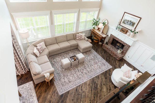 3515 TOURNAMENT Drive, Elgin, IL 60124