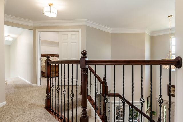 3515 TOURNAMENT Drive, Elgin, IL 60124
