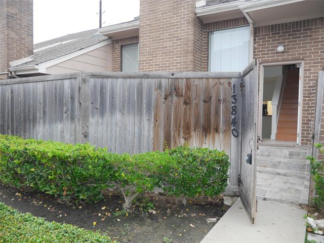13840 Hollowgreen Drive 106, Houston, TX 77082