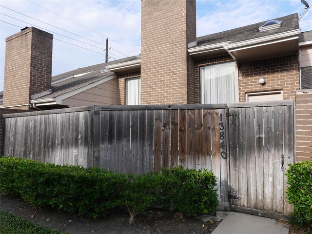 13840 Hollowgreen Drive 106, Houston, TX 77082