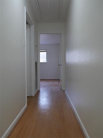 13840 Hollowgreen Drive 106, Houston, TX 77082