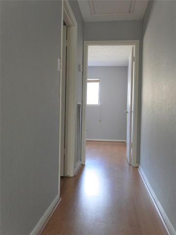 13840 Hollowgreen Drive 106, Houston, TX 77082