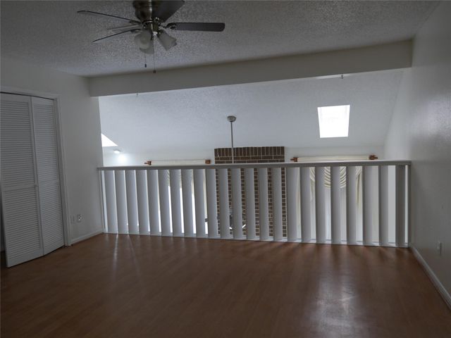 13840 Hollowgreen Drive 106, Houston, TX 77082