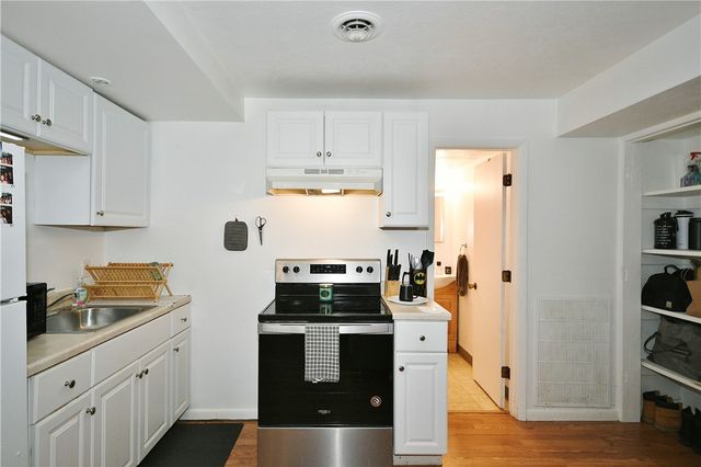 2102 West St, Munhall, PA 15120