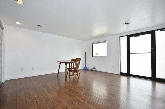 2102 West St, Munhall, PA 15120
