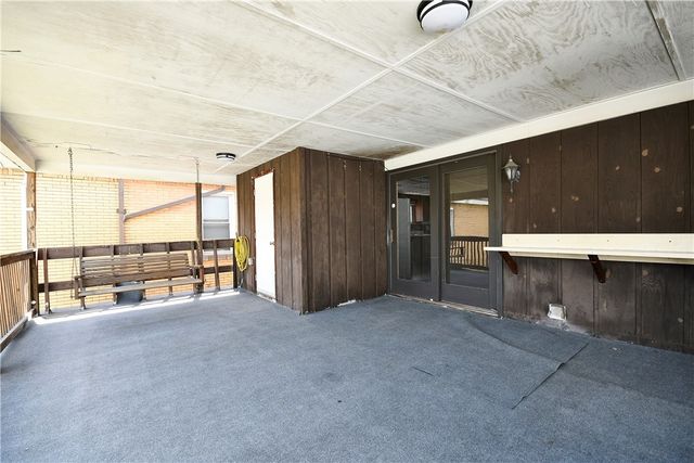 2102 West St, Munhall, PA 15120