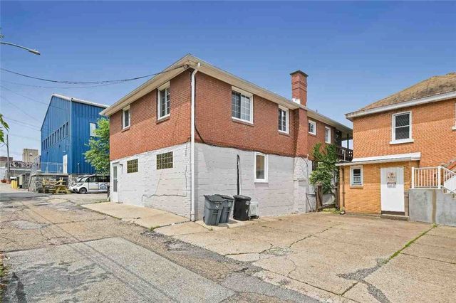 2102 West St, Munhall, PA 15120