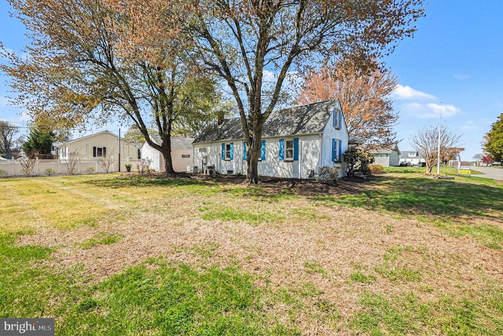 Image 6 of property listing at 112 MIDWAY DR, Earleville, MD 21919