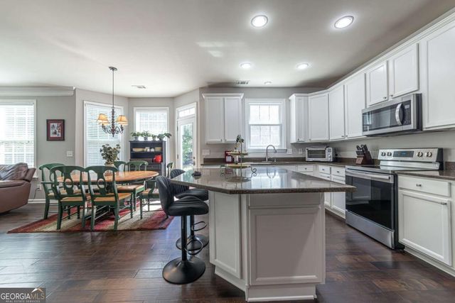 2445 Fisk Falls Drive, Braselton, GA 30517