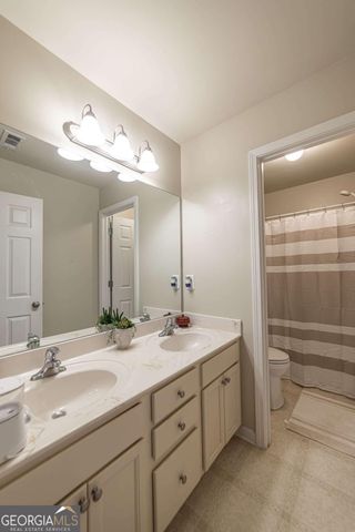 2445 Fisk Falls Drive, Braselton, GA 30517