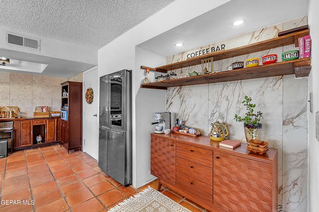 11268 Warbonnet Drive, El Paso, TX 79936