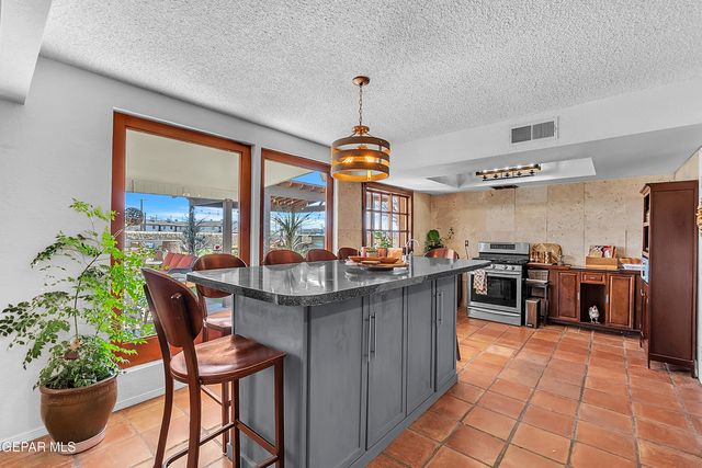 11268 Warbonnet Drive, El Paso, TX 79936