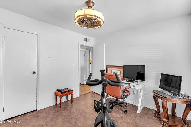 11268 Warbonnet Drive, El Paso, TX 79936