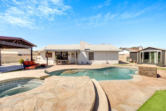 11268 Warbonnet Drive, El Paso, TX 79936