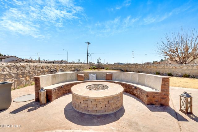 11268 Warbonnet Drive, El Paso, TX 79936