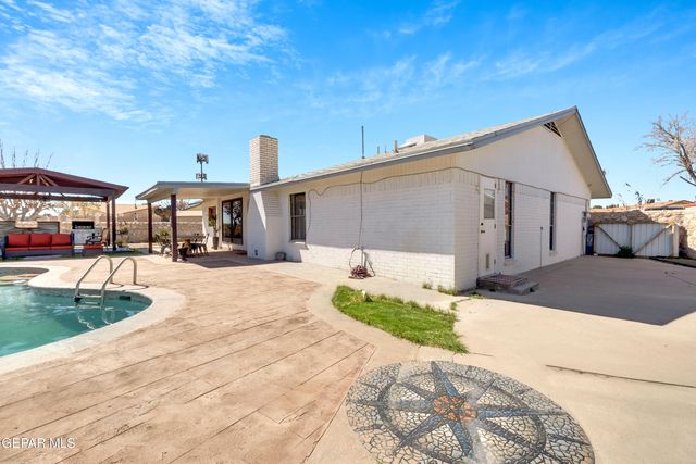 11268 Warbonnet Drive, El Paso, TX 79936