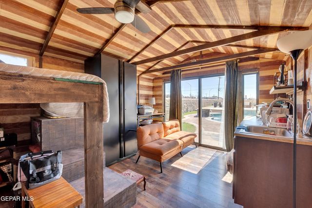 11268 Warbonnet Drive, El Paso, TX 79936