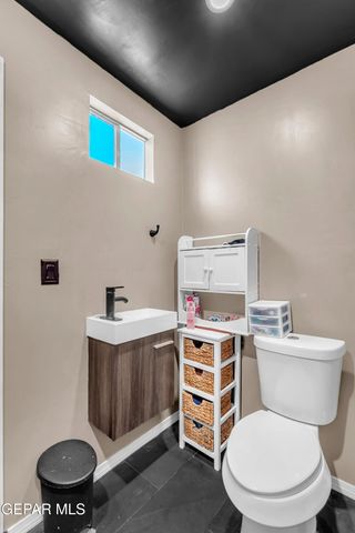 11268 Warbonnet Drive, El Paso, TX 79936