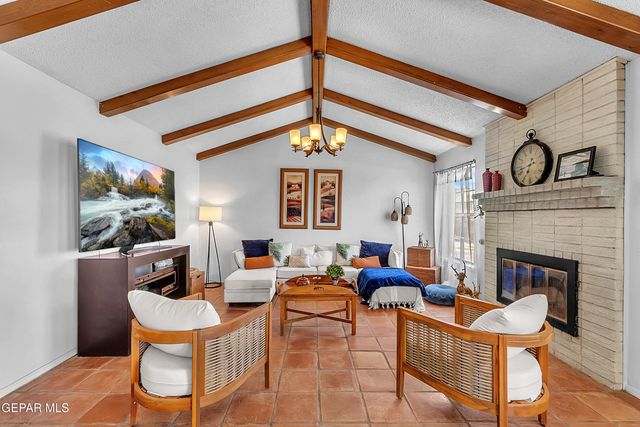 11268 Warbonnet Drive, El Paso, TX 79936