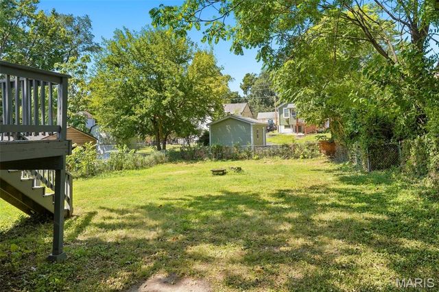 7809 elton, St Louis, MO 63123