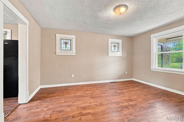 7809 elton, St Louis, MO 63123