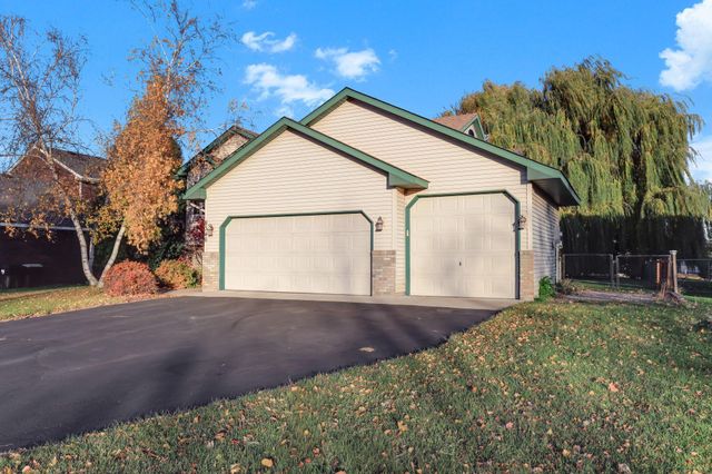 8346 Park Avenue NE, Otsego, MN 55330