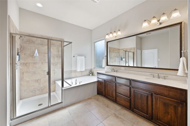 216 Equestrian Road, Hickory Creek, TX 75065