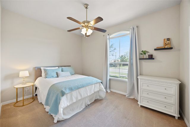 216 Equestrian Road, Hickory Creek, TX 75065