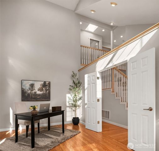 8608 196th Street SW, Edmonds, WA 98026