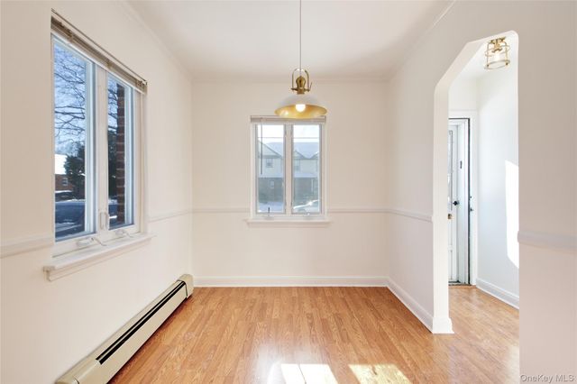 814 Benris Avenue, Franklin Square, NY 11010